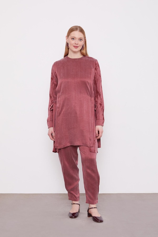 Bordo Bel Bağlama Detaylı Parlak Gürünümlü İkili Takım