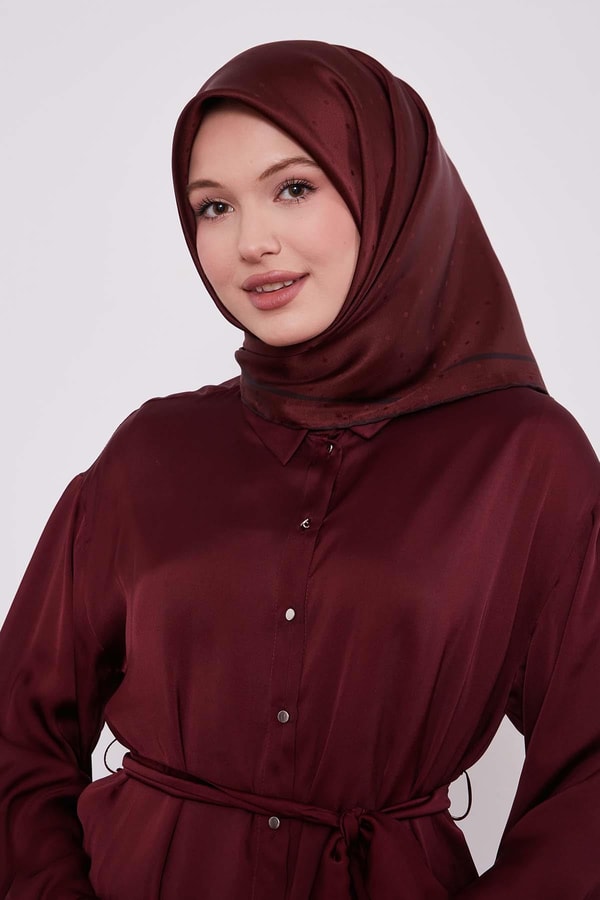 Benek Desen Monogram İpek Eşarp Bordo