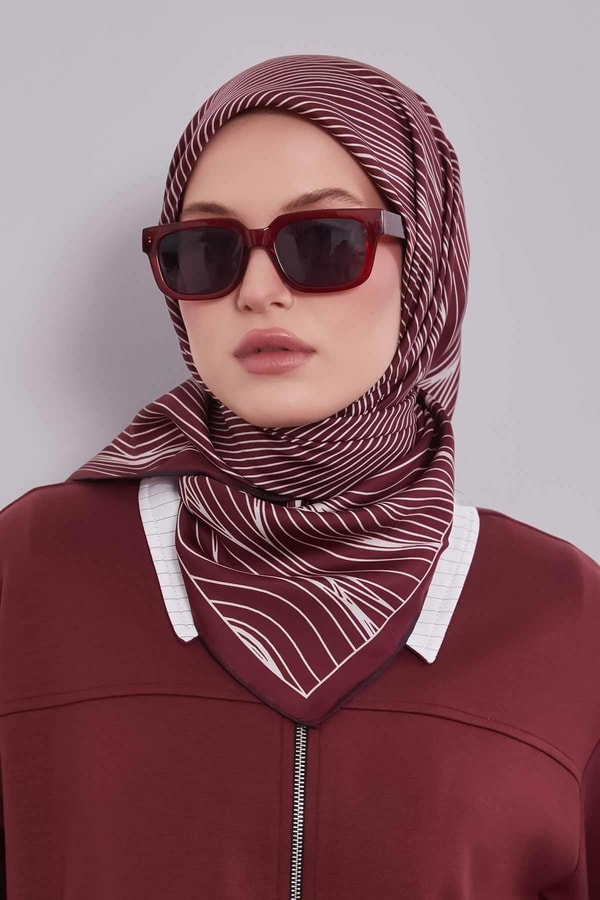 Bordo Çizgili Model Twill İpek Eşarp