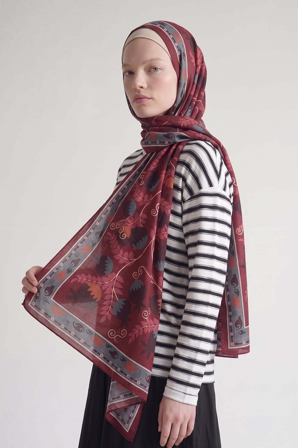 Bordo Nar Desenli Royal Şal