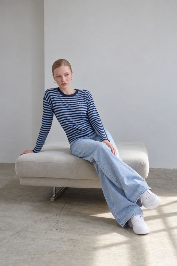 Çizgili Sweatshirt Açık Mavi