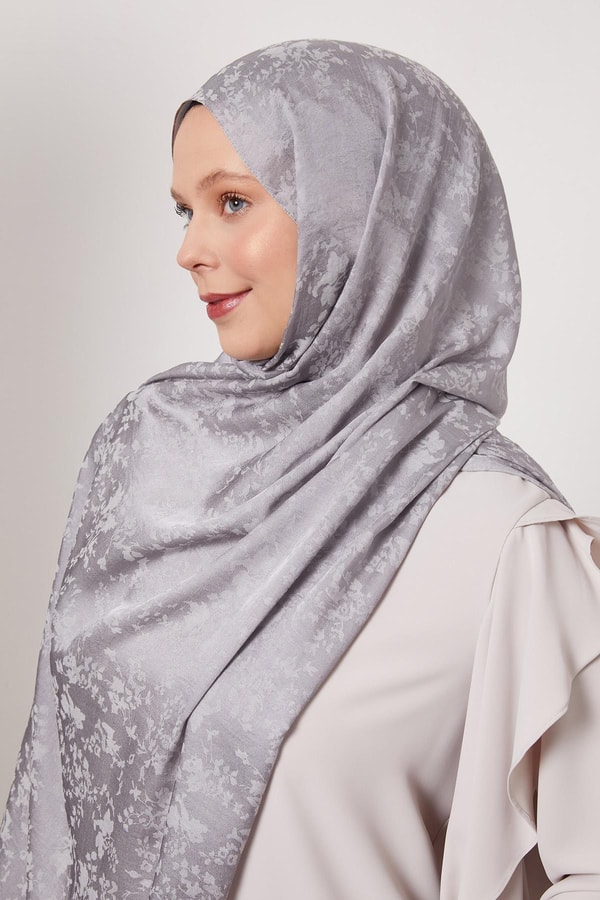 Gri Çiçek Desen İtalyan Jakar Şal