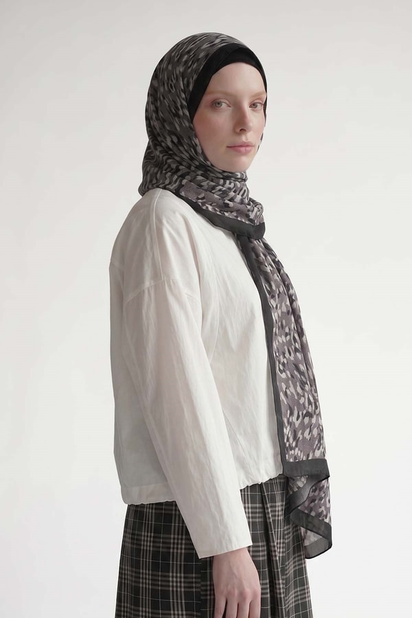 Gri Leopar Dokulu Sport Şal
