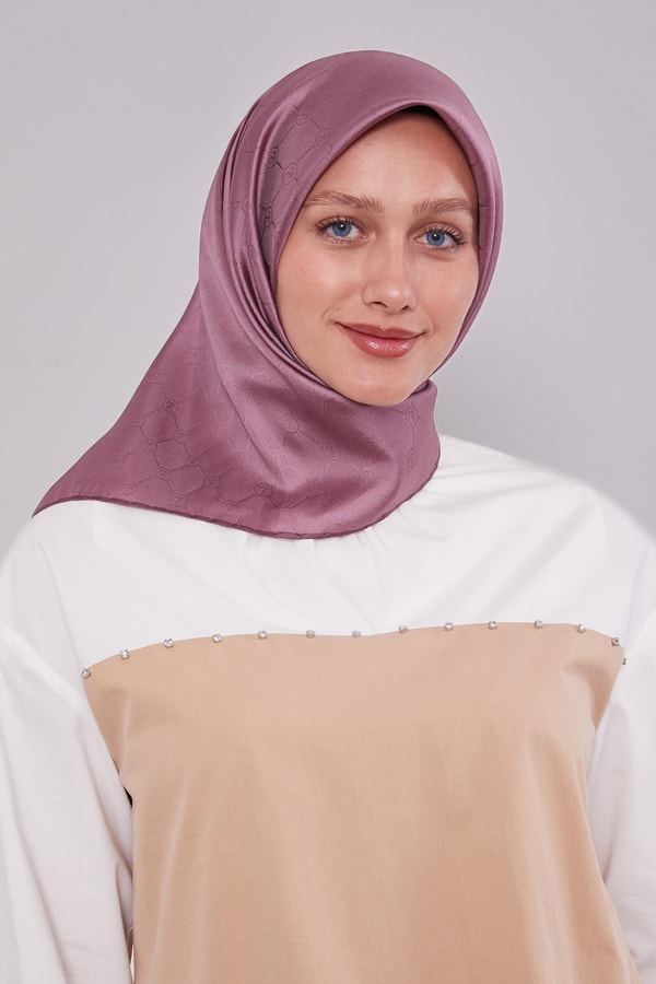 Gül Kurusu L Desen Monogram İpek Eşarp