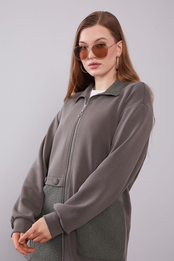 Haki Kendinden Desen Yakalı İkili Takım