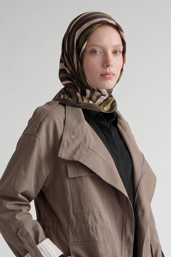 Haki Şerit Detaylı Twill İpek Eşarp