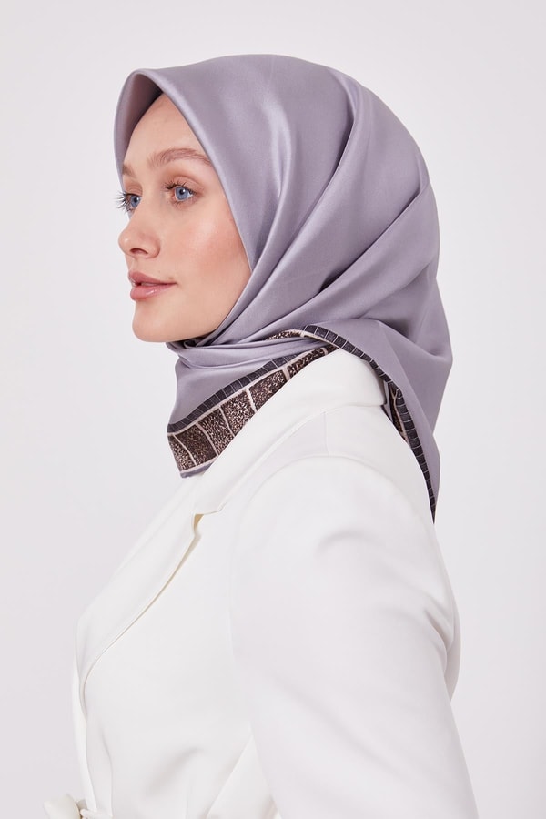 Koyu Gri Kenar Leopar Twill İpek Eşarp