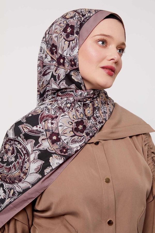 Koyu Vizon Soyut Çiçek Desen Love Şal