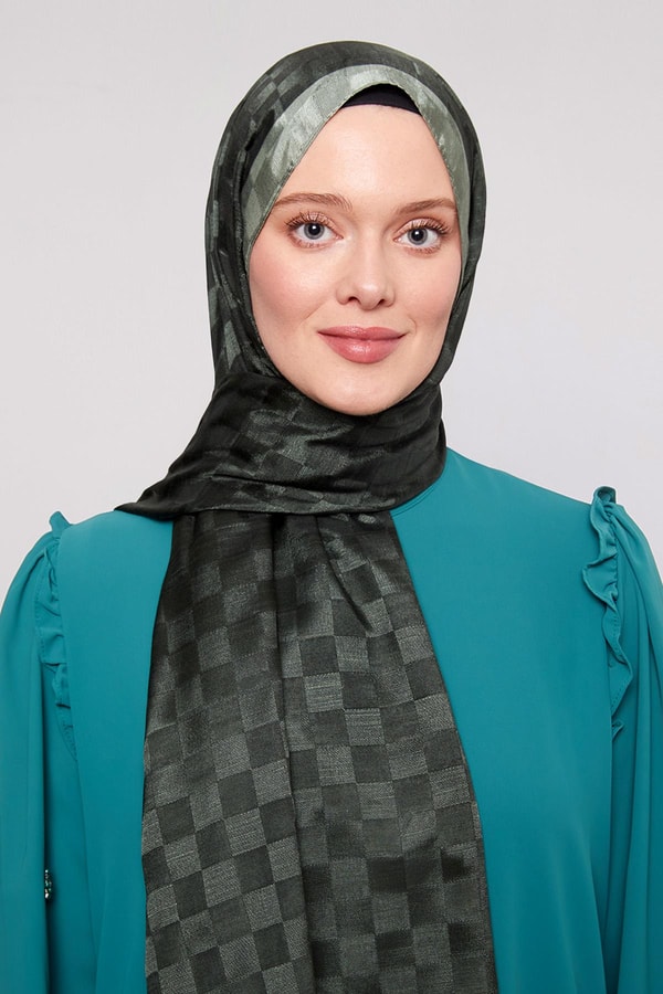 Koyu Yeşil Dama Desen Monogram Şal