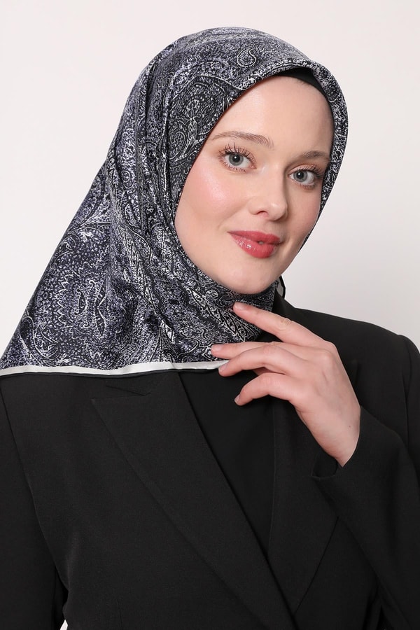 Koyu Lacivert Soyut Etnik Desen Twill İpek Eşarp