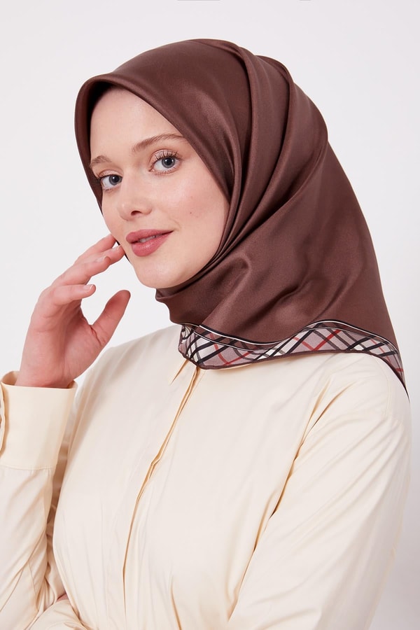 Kahve Ekose Kenar Twill İpek Eşarp