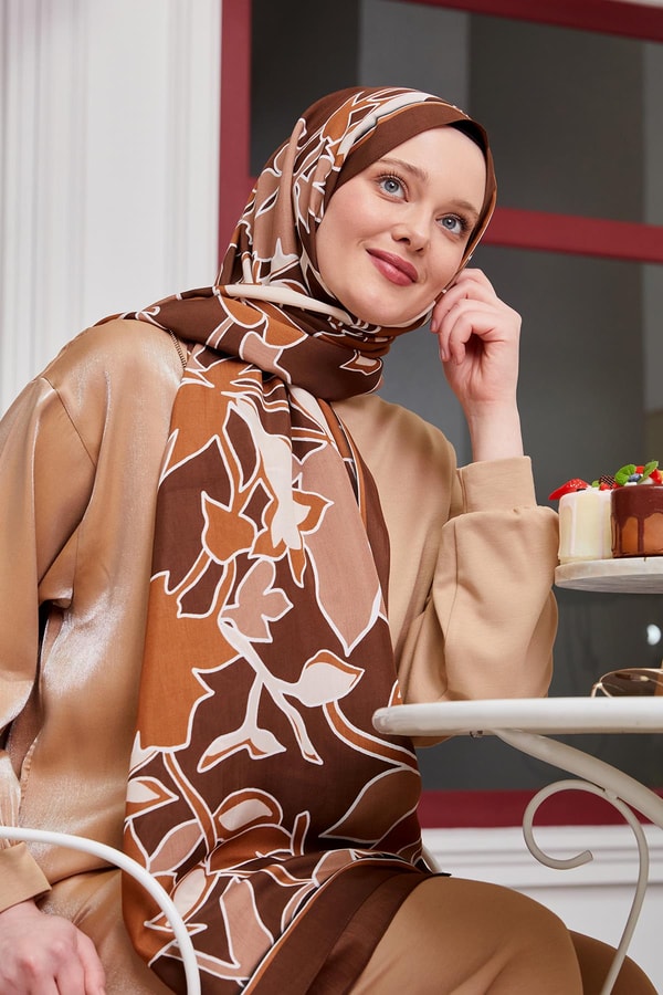 Kahve Yaprak Desen Royal Şal