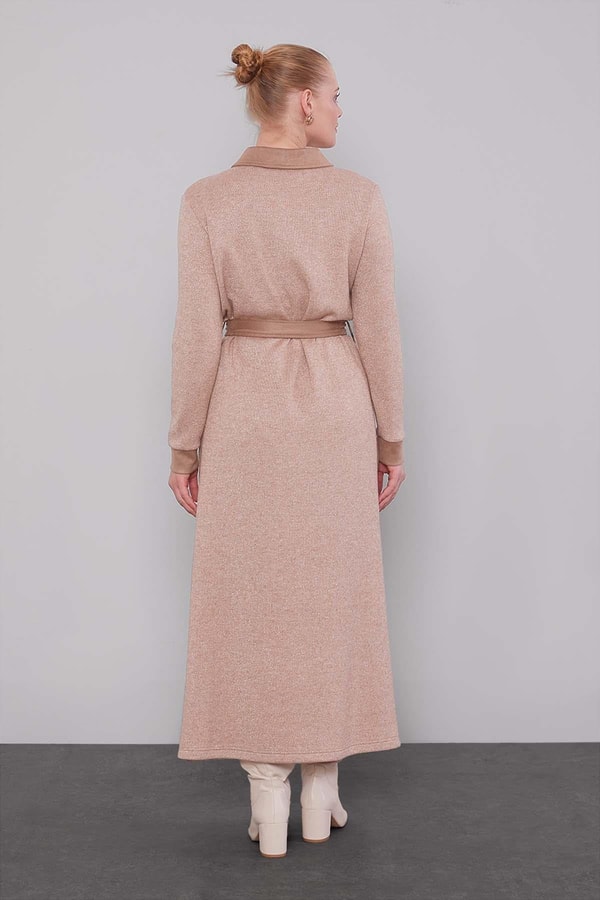 Koyu Bej Süet Garnili Kaşmir Elbise