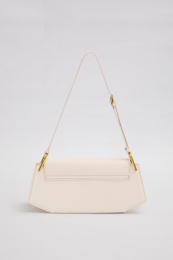 Krem Oval Gold Aksesuarlı Omuz Çantası