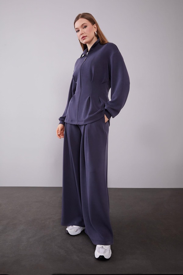 Lacivert Belden Oturmalı Pile Detaylı İkili Takım