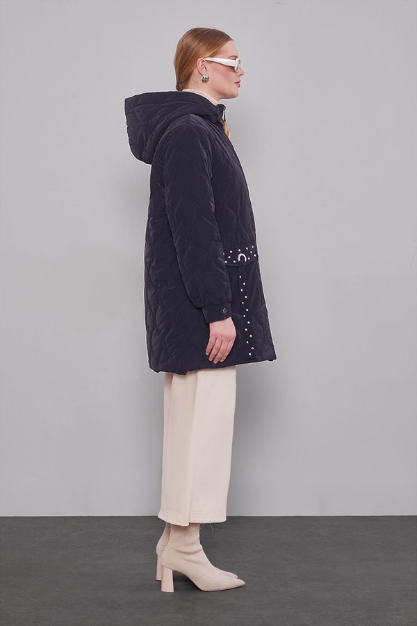 Lacivert Cep Taş Detaylı Kapitone Mont