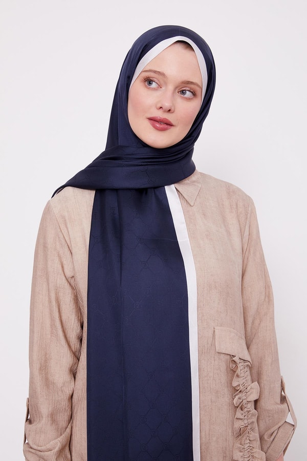 Lacivert - Ekru Petek Desen Monogram İpek Şal