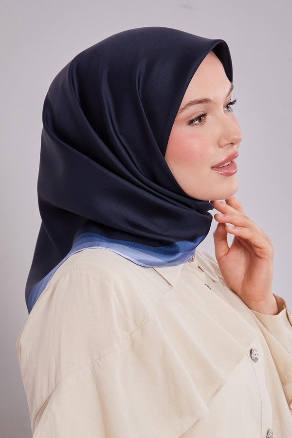 Kenar Bordürlü Twill İpek Eşarp Lacivert