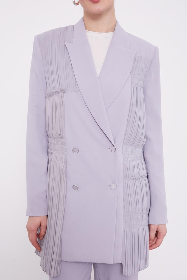 Açık Gri Plise Şifonlu Ceket Takım