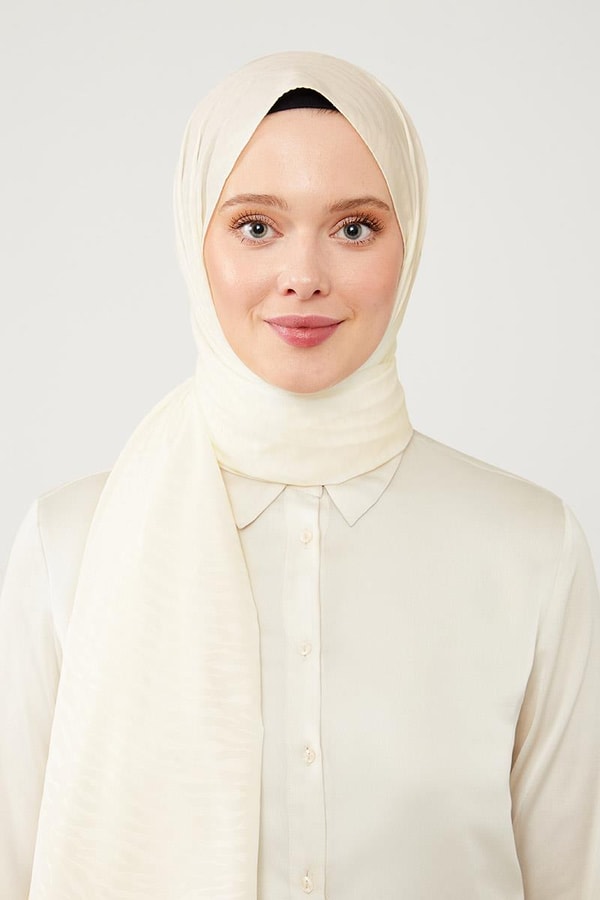 Beyaz Desenli Jakarlı Elegance Şal