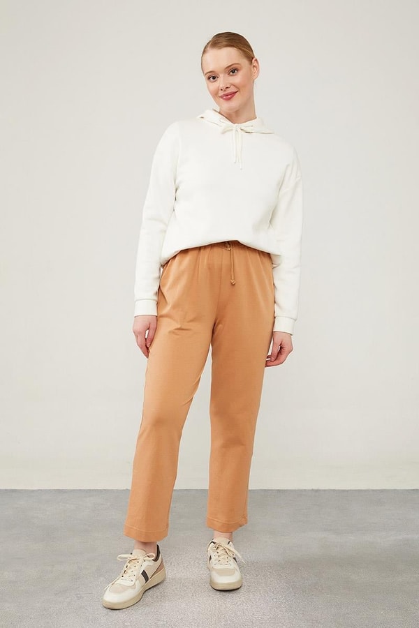 Camel Beli Lastikli Bağıcıklı Pantolon