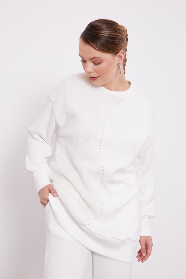 Ekru Peluş Detaylı Kaşmir İkili Takım