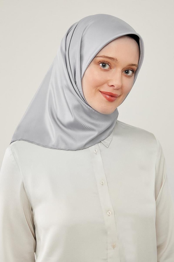 Gri Düz Twill Eşarp
