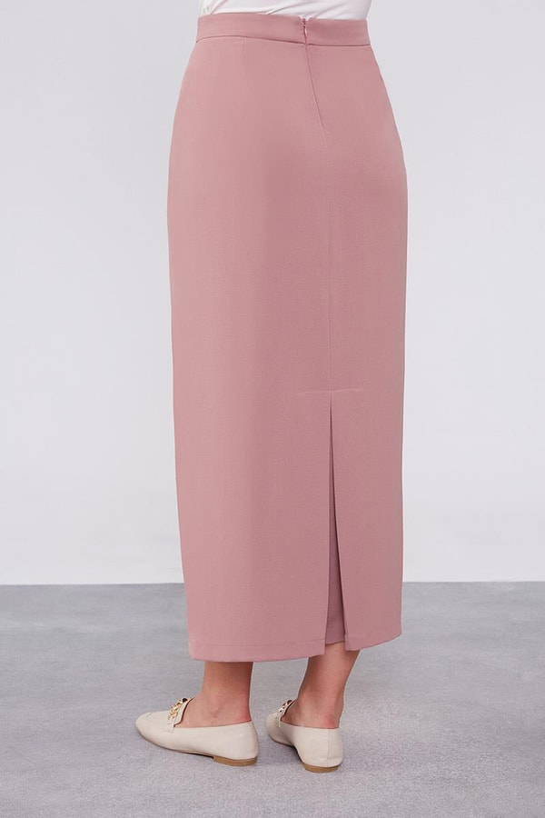 Gül Düğme Detaylı Etek