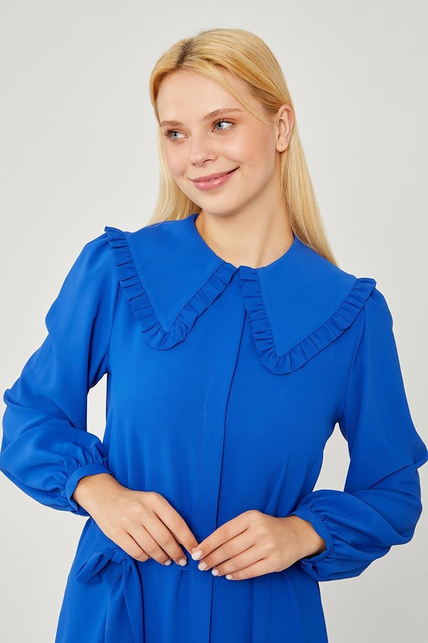 Saks Yakası Fırfır Detaylı Elbise