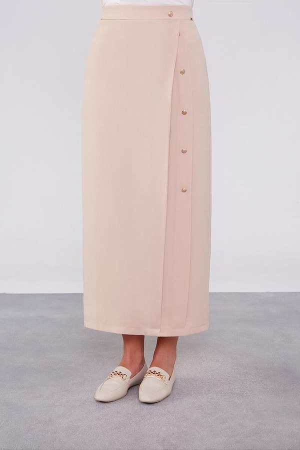 Taş Düğme Detaylı Etek