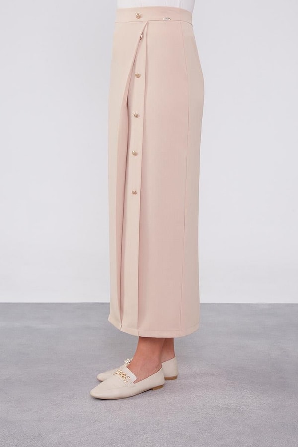 Taş Düğme Detaylı Etek