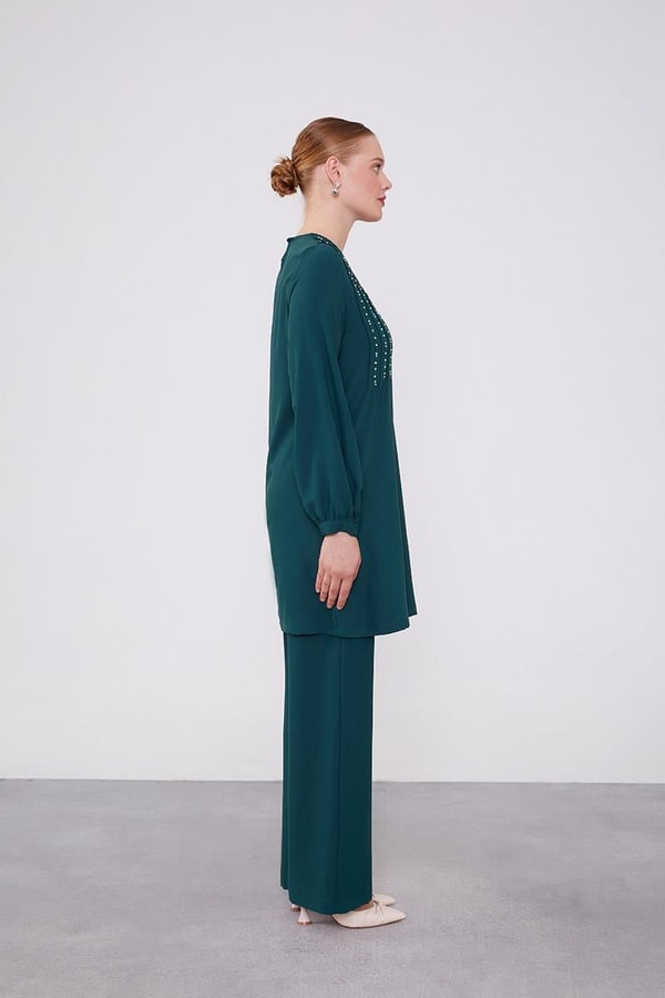 Zümrüt Yeşili Boncuk İşlemeli Tunik Takım