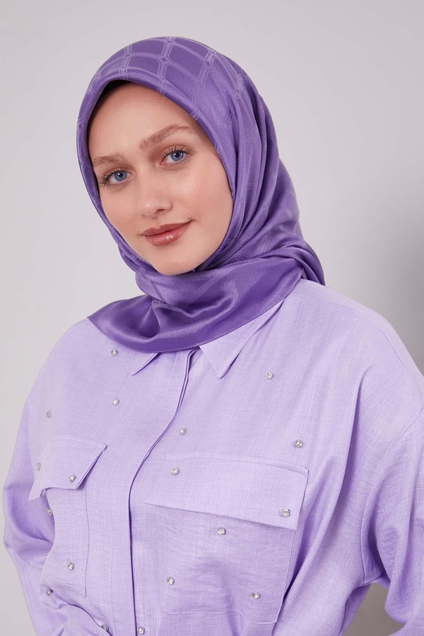 Lila Geometrik Kristal Jakar Eşarp