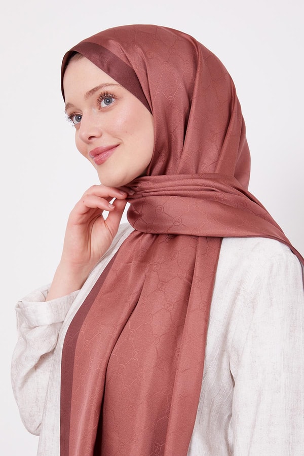 Menekşe Petek Desen Monogram İpek Şal