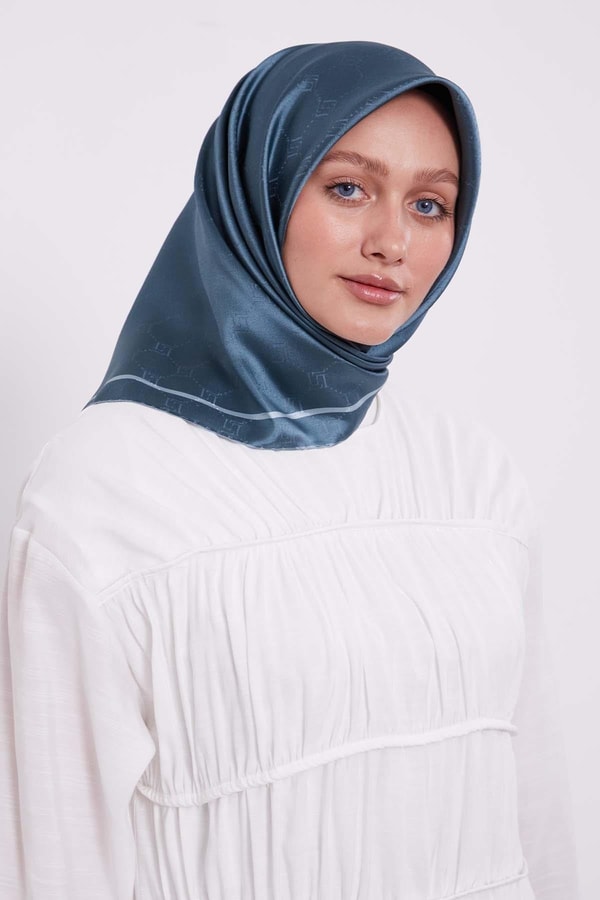 Mint Yeşili Petek Desen Monogram İpek Eşarp