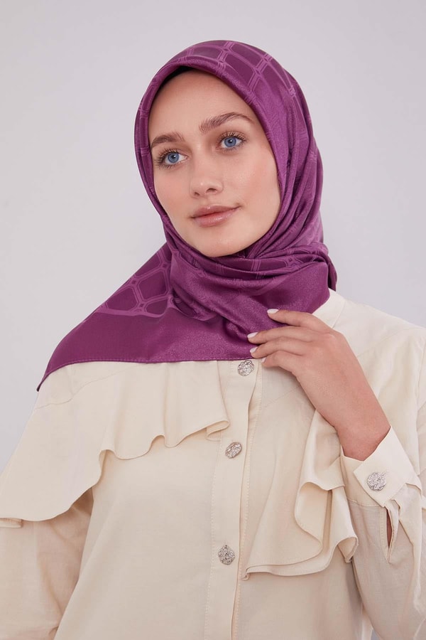 Mor Geometrik Kristal Jakar Eşarp
