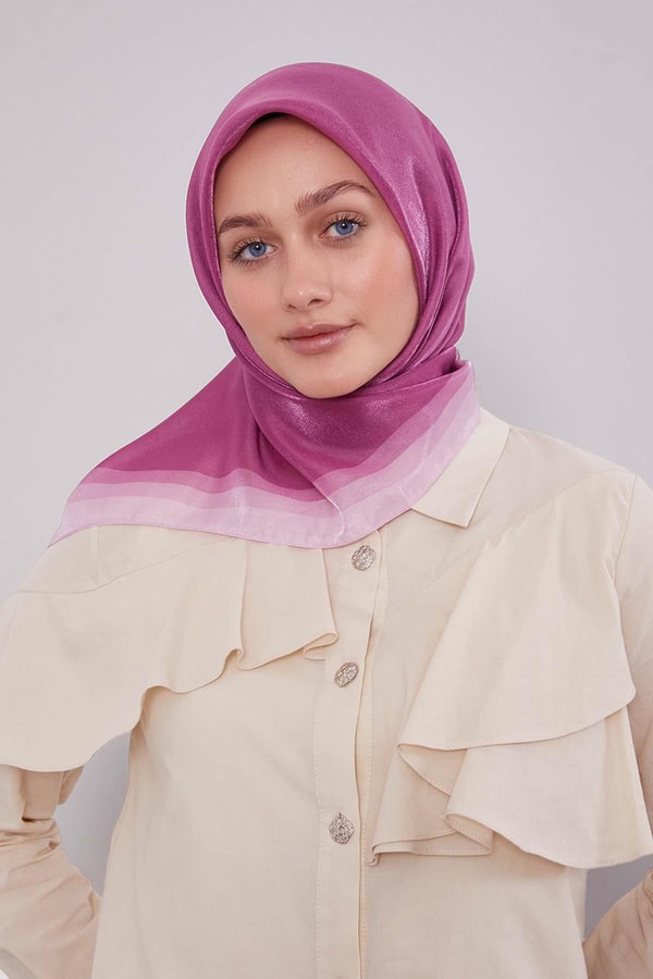 Pembe Kehribar Eşarp