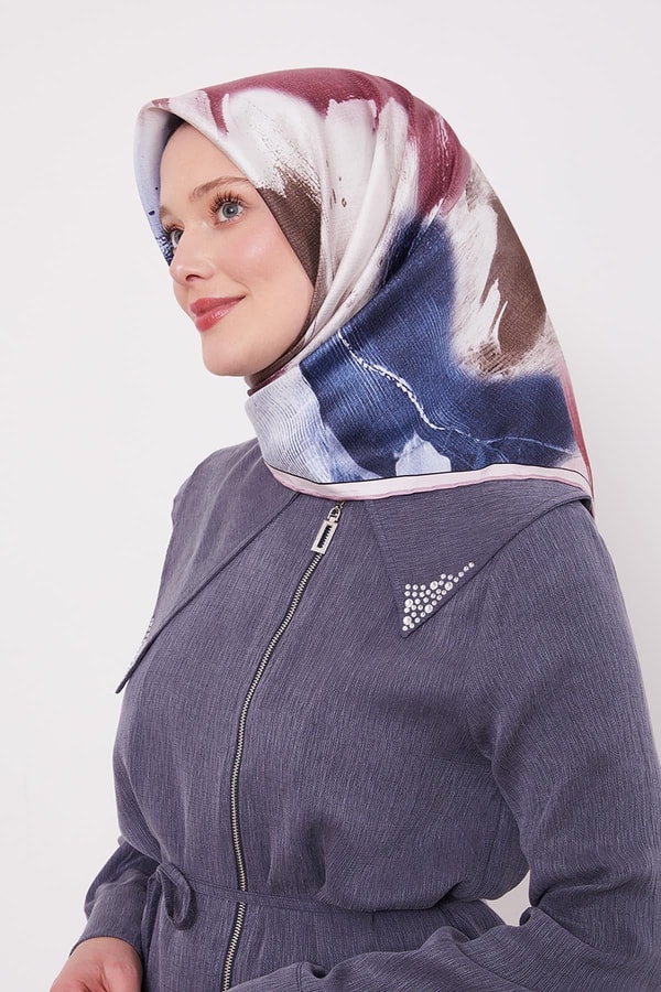 Pembe Yansıma Yaprak Desen Twill İpek Eşarp