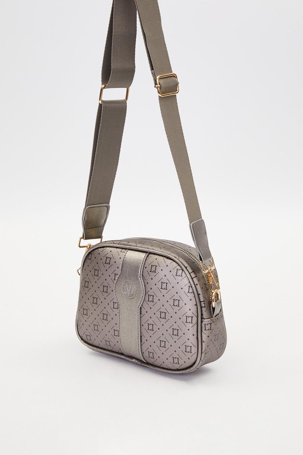 LevidorPlatin Dikey Şerit Detatylı Omuz Çantası