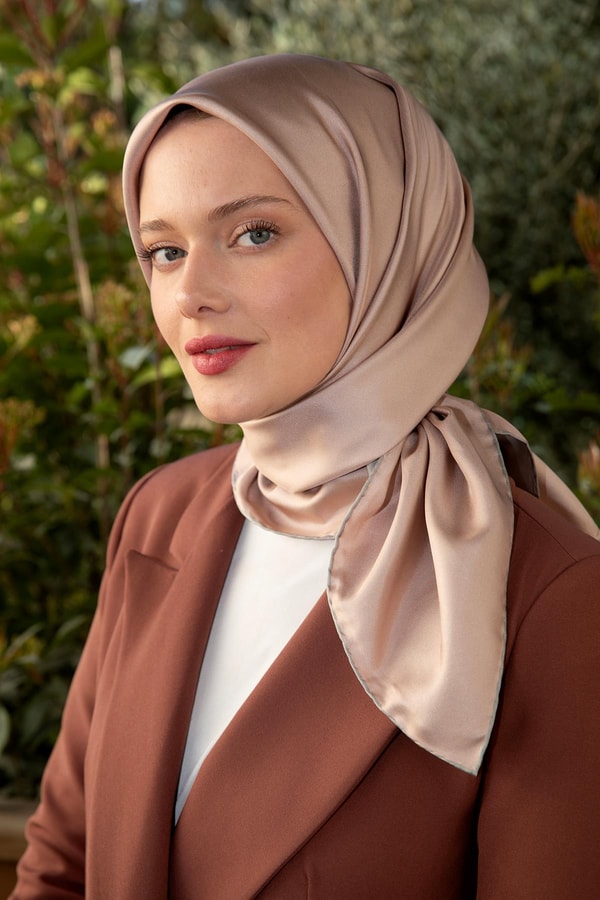 Pudra - Gümüş Çift Taraflı Twill İpek Eşarp