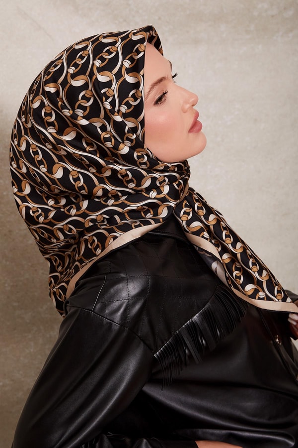Zincirli Desenli Twill İpek Eşarp Siyah - Camel