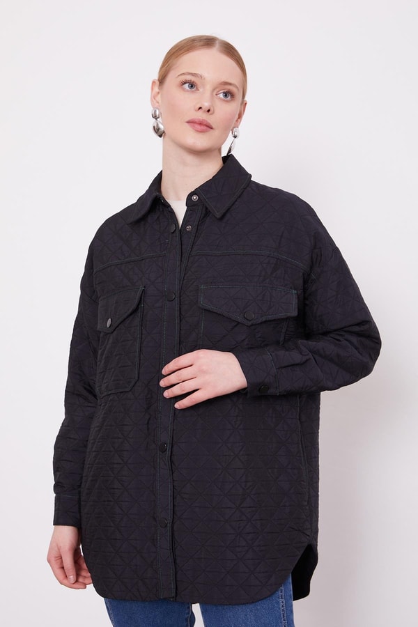 Siyah Kapitone Desen Ceket