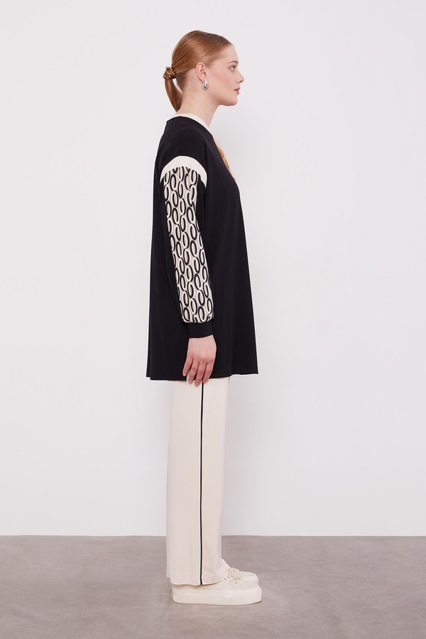 Siyah Cep Desen Detaylı Spor Takım