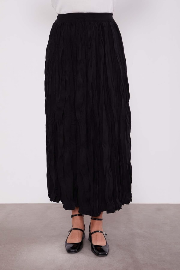 Siyah Kırışık Model Etek