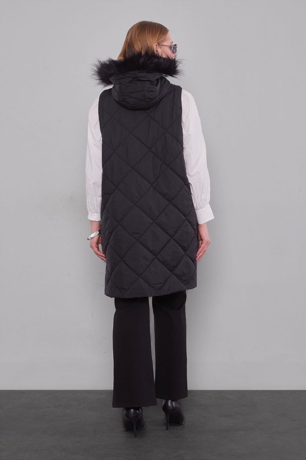 Siyah Kürk Kapüşonlu Şişme Yelek