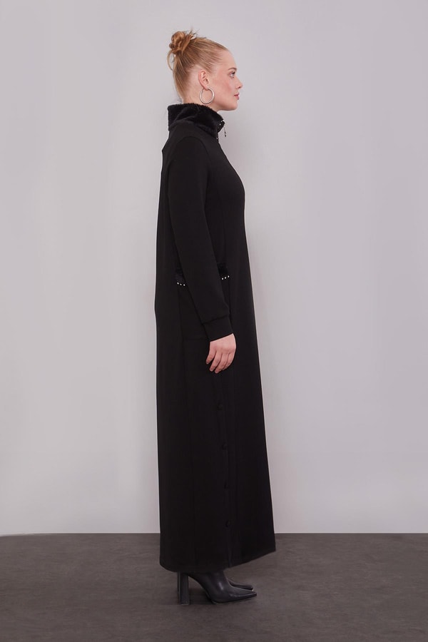 Siyah Kürk Yakalı Elbise