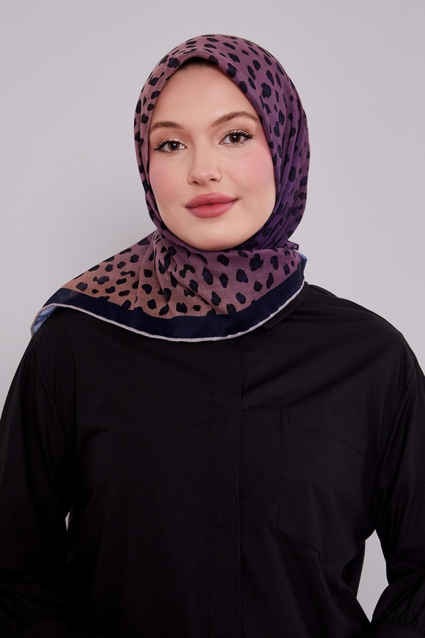 Siyah Leopar Desen Soft Eşarp