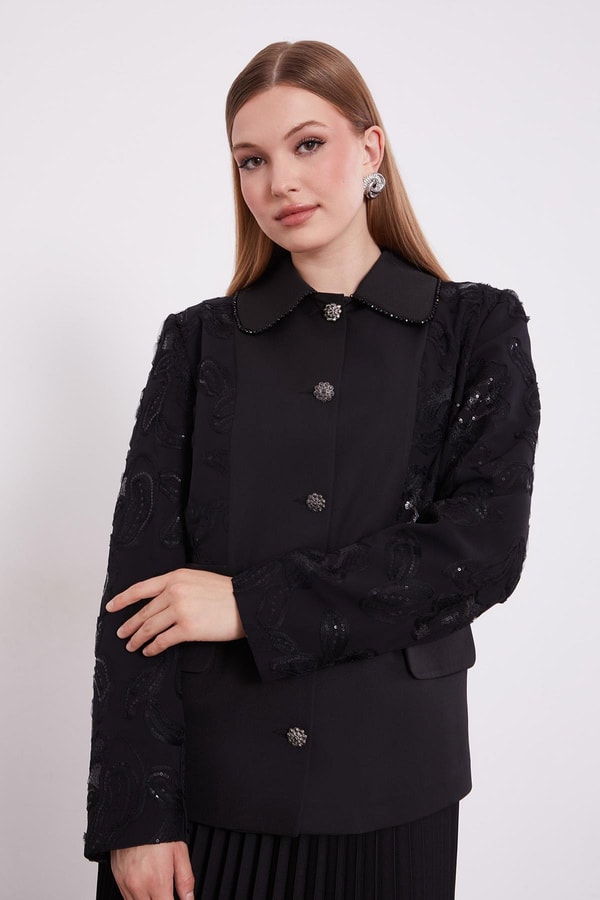 Siyah Payet Detaylı Piliseli Etek Takım