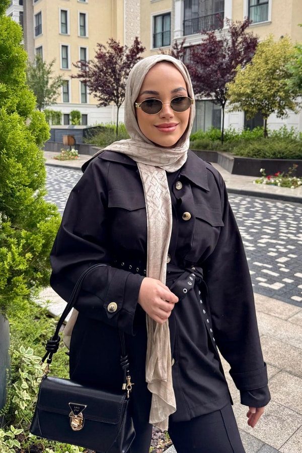 Siyah Büzgü Detay Omuz Çantası