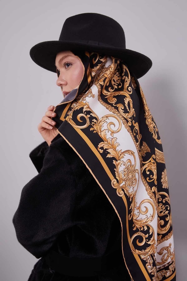 Siyah Varak Desen Twill İpek Eşarp